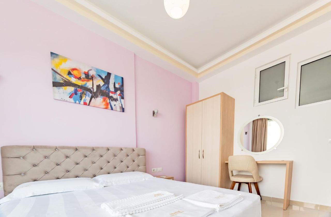 The City Gate Hotel Саранда Екстер'єр фото